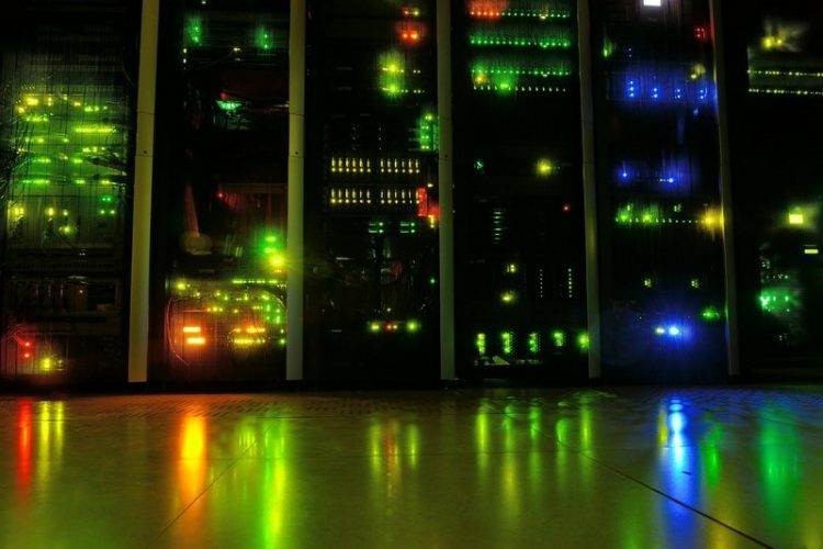 رک ایستاده: انتخابی ایده‌آل برای دیتا سنترها